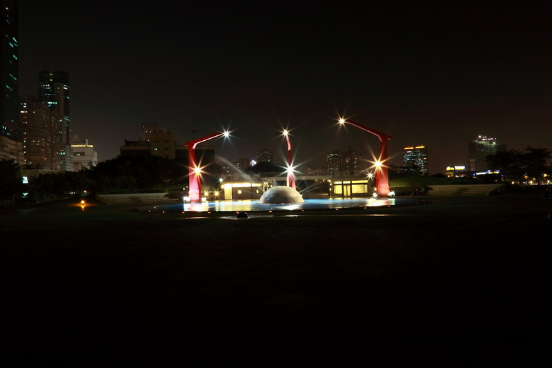 http://i.dcview.tw/gallery/201012/033fd2528d459c77cf79922ee1a5aab6.jpg