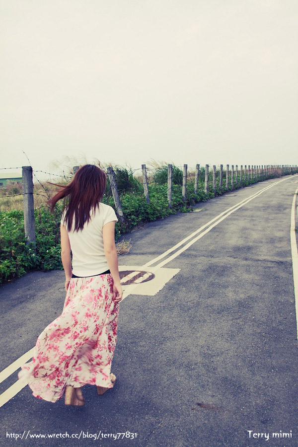 http://i.dcview.tw/gallery/201012/0ba2970d3f77bf18412b470d14f27853.jpg
