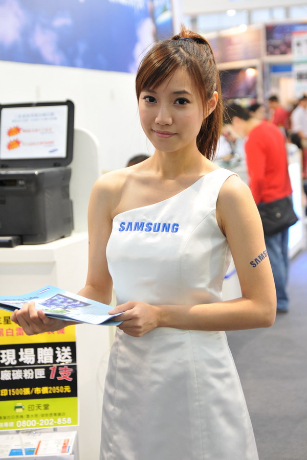 http://i.dcview.tw/gallery/201012/123cbac1267c9b02728be420984d271a.jpg