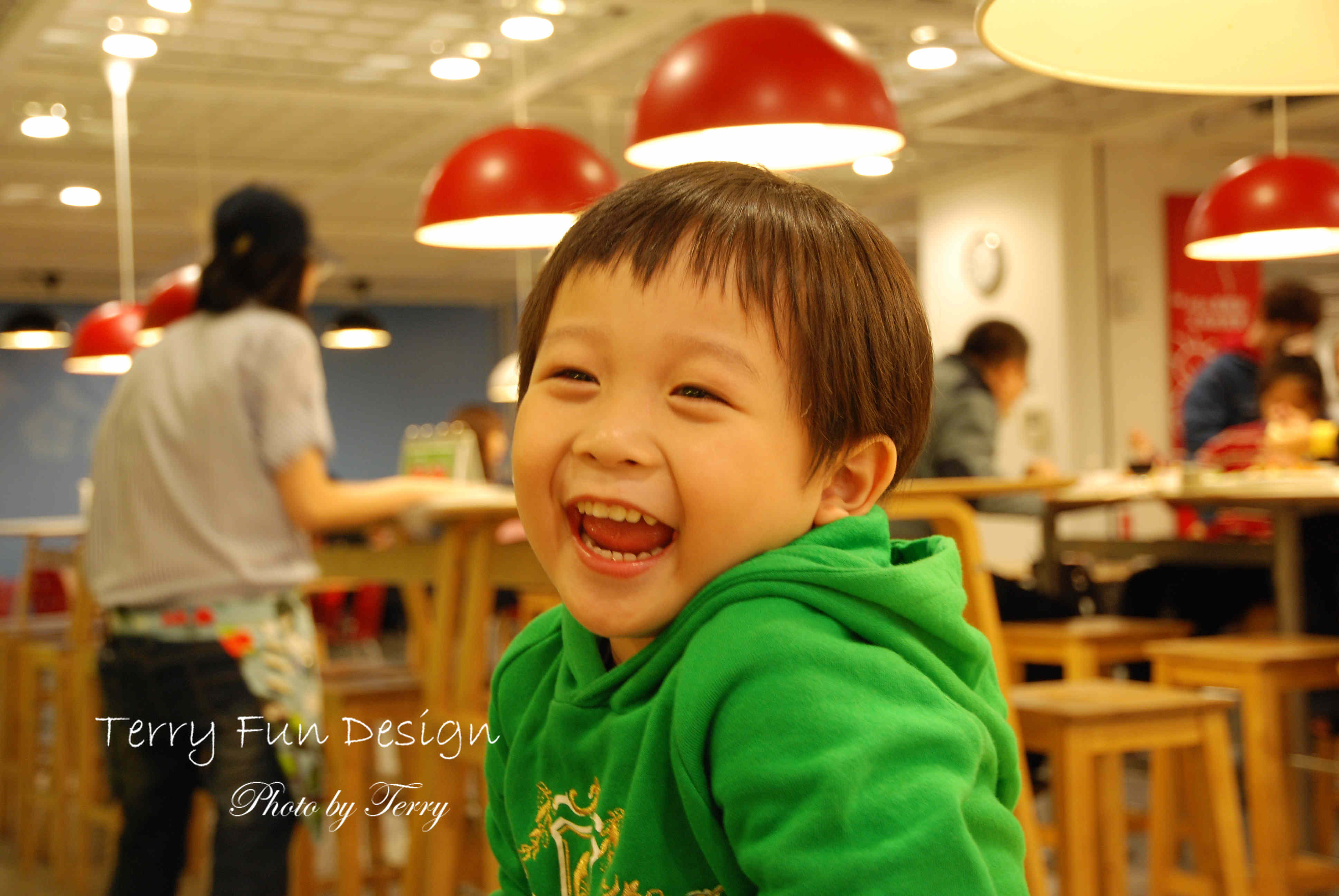 http://i.dcview.tw/gallery/201012/3f625ab3b8fa8c0a8bd3e339492e740f.jpg