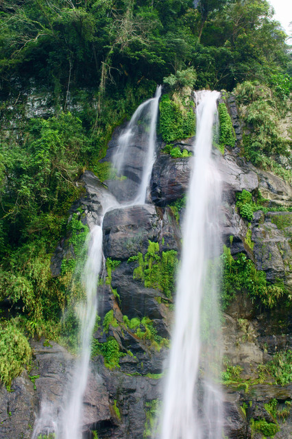 http://i.dcview.tw/gallery/201012/499a28eb76d920a7556615a6e919f09c.jpg