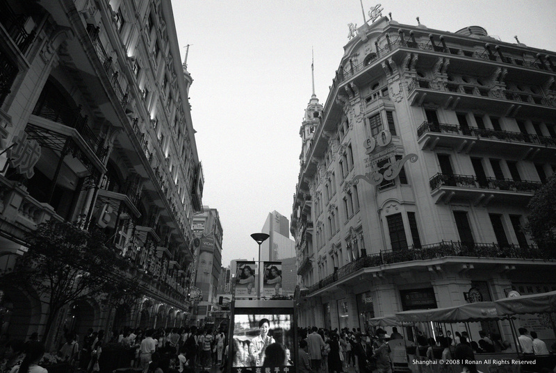 http://i.dcview.tw/gallery/201012/563119b680e443cba65ed4d3bca9af6a.jpg