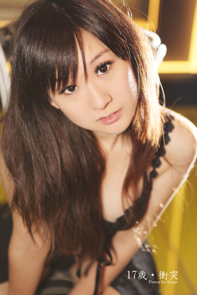 http://i.dcview.tw/gallery/201012/5927f9fb26fa60746fa895ed8208f171.jpg