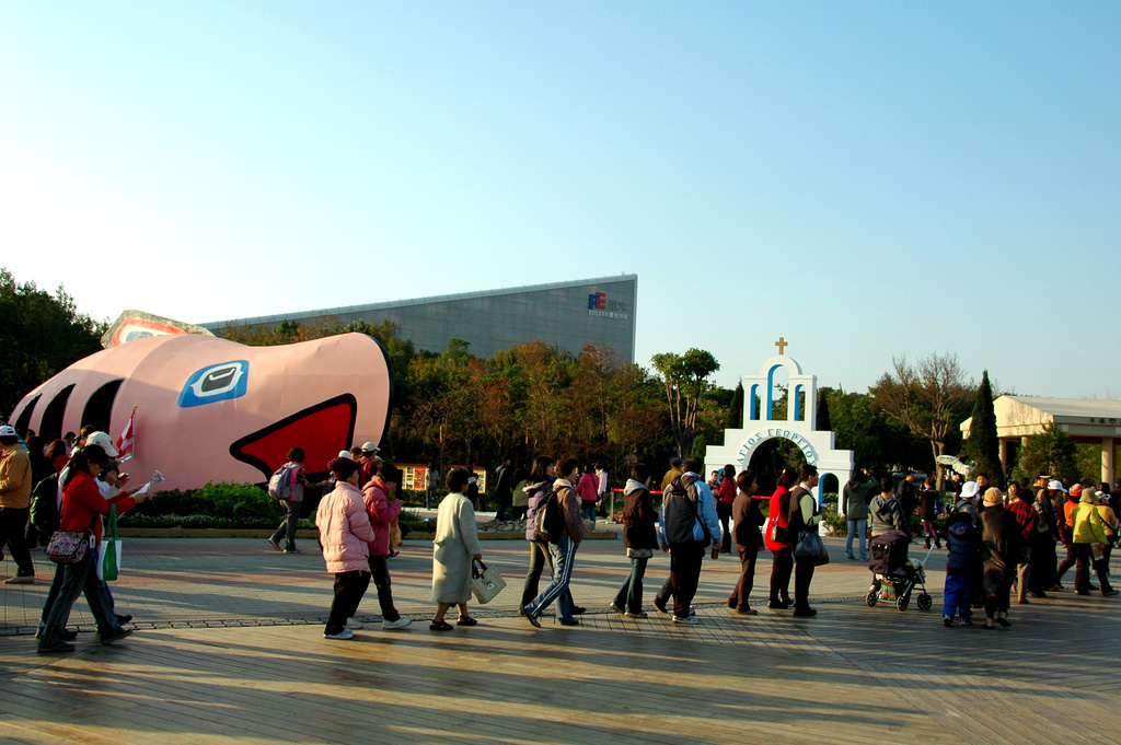 http://i.dcview.tw/gallery/201012/82572ce2c9b066f628bbf2bfa689ec28.jpg