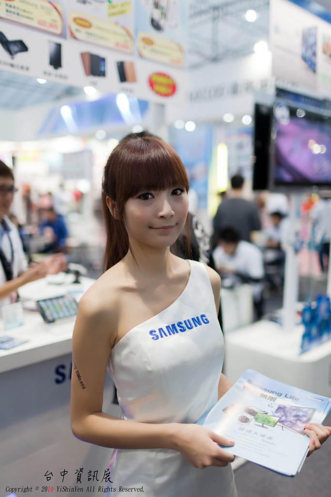 http://i.dcview.tw/gallery/201012/e833c78177fb74041c614b3baa3a8528.jpg