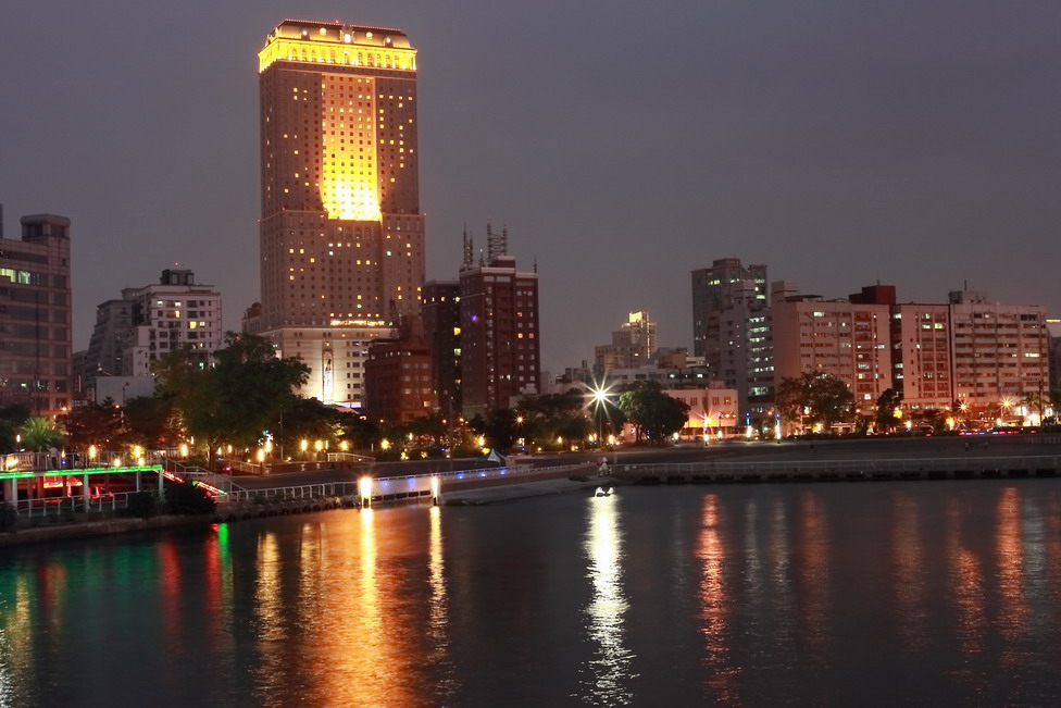 http://i.dcview.tw/gallery/201101/35c7f6a9025929ac074716af7a74c020.jpg