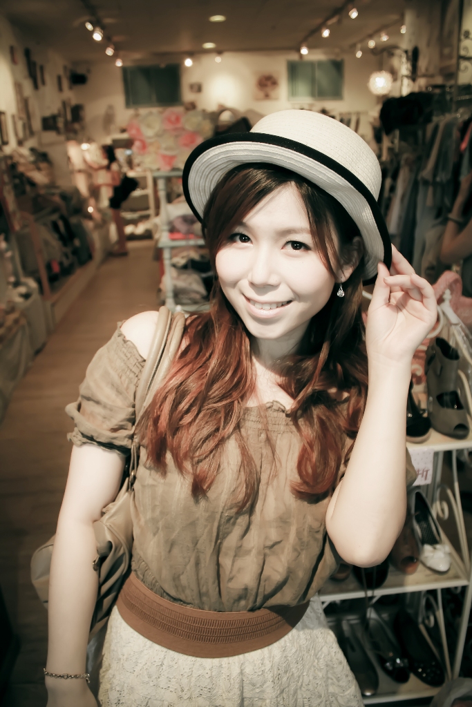 http://i.dcview.tw/gallery/201101/578d87662a4e850ca60f6a4f5b059bdb.jpg