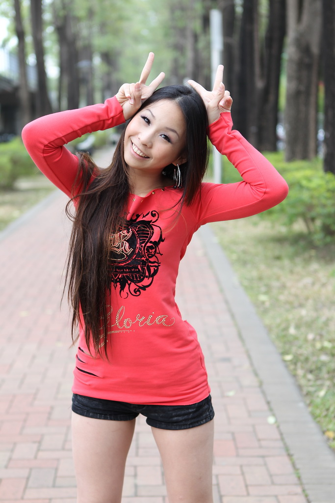 http://i.dcview.tw/gallery/201101/67094044fe280a40a1c40635343811a8.jpg