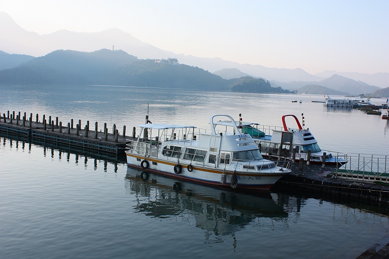 http://i.dcview.tw/gallery/201101/6b6714e0bb82325d31724201db0c0c40.jpg
