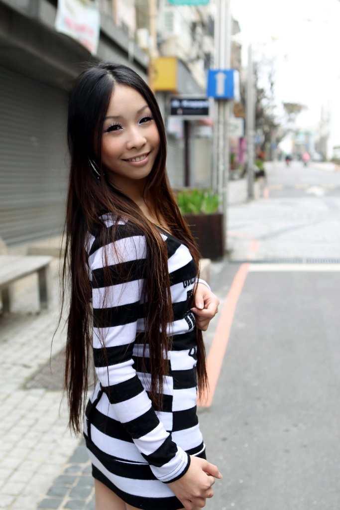 http://i.dcview.tw/gallery/201101/6e4db6af3c01e7ade3b1c7c6f9083848.jpg