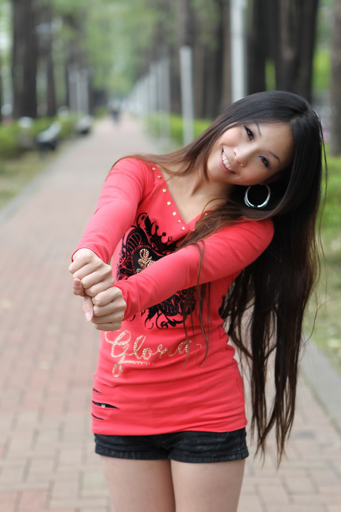 http://i.dcview.tw/gallery/201101/c84f3b768ce67b9f8800e3c9907e0557.jpg