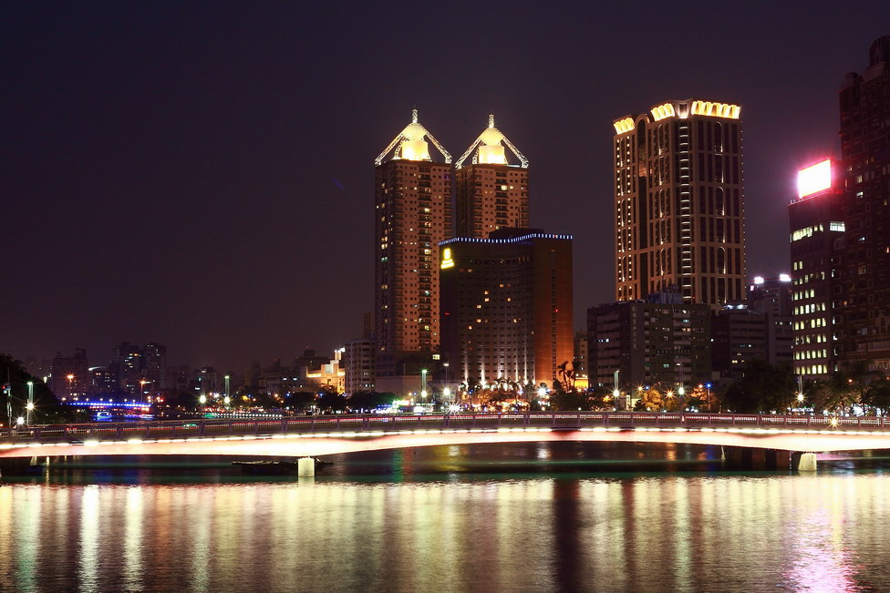 http://i.dcview.tw/gallery/201101/cc7c5a0c5461b30367052c5a3b92a4e2.jpg