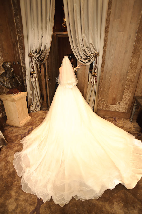 http://i.dcview.tw/gallery/201101/e061a87b66247279fd08205a1055a1a3.jpg