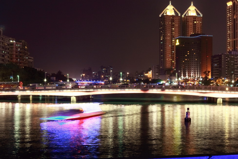 http://i.dcview.tw/gallery/201101/ebc8ebadf36288d8d2c1b0fd3f95ded0.jpg