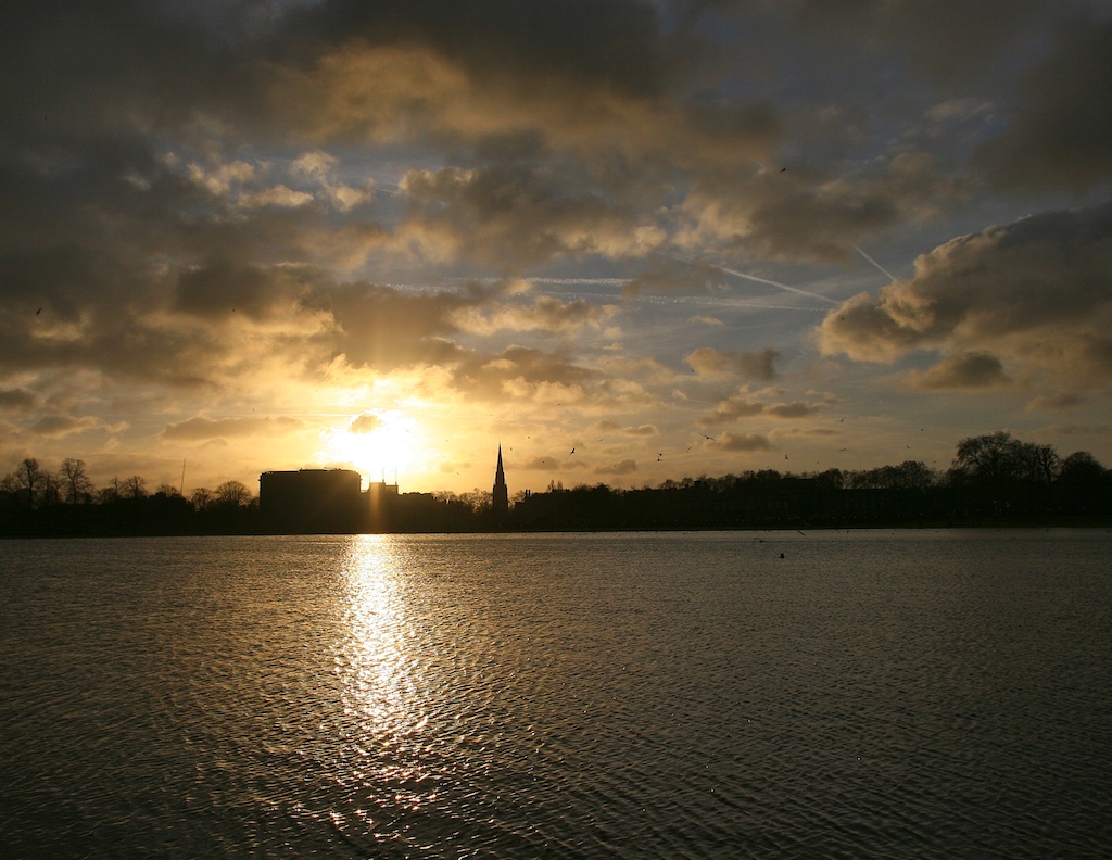 http://i.dcview.tw/gallery/201102/18a25f9a5403a7068166f8a99e08eb7a.jpg