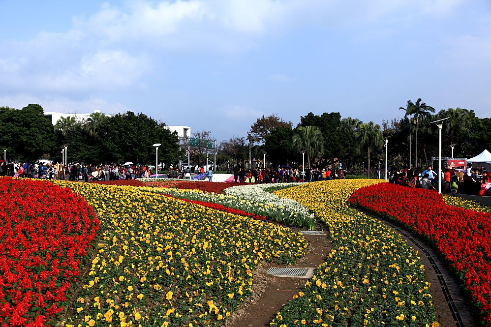 http://i.dcview.tw/gallery/201102/26ed4d0f6057a3f02c71a684b182f9c2.jpg