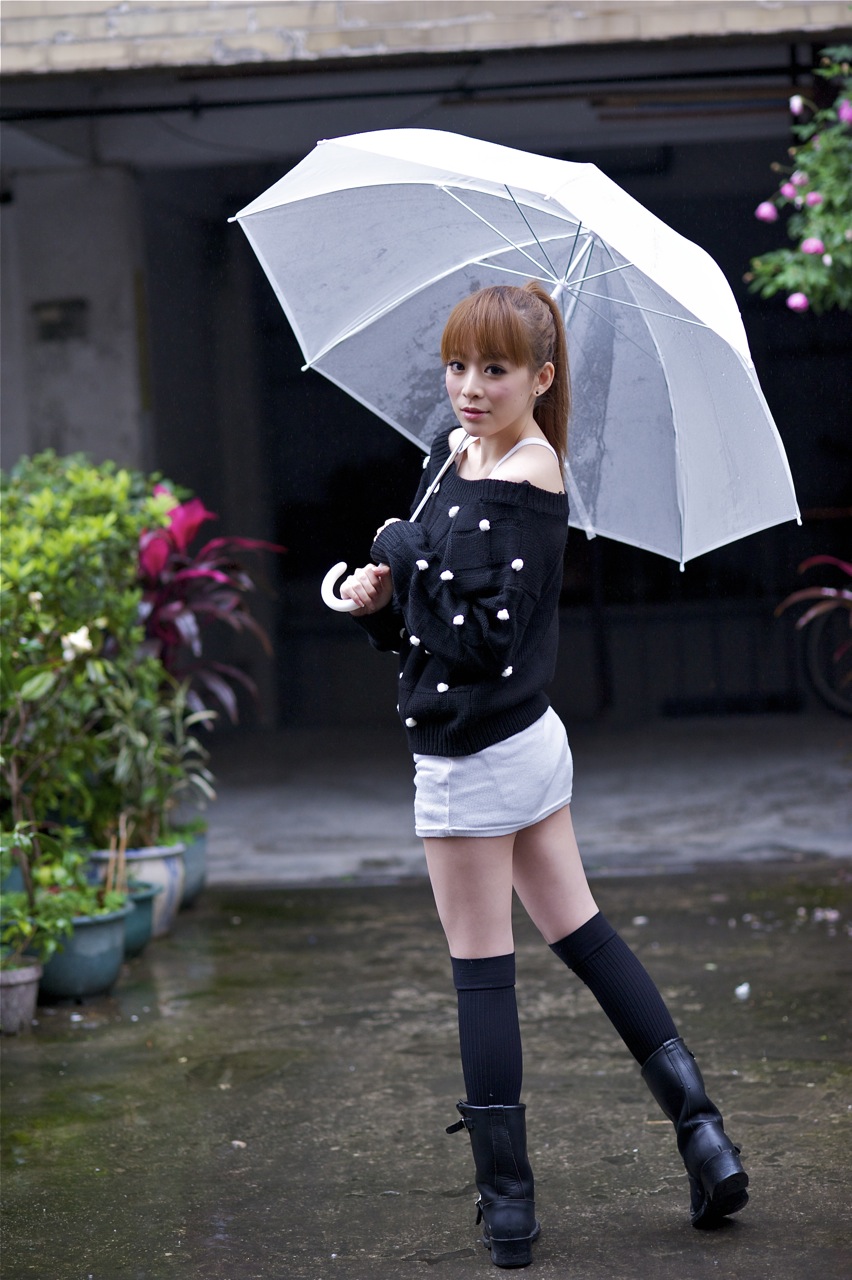 http://i.dcview.tw/gallery/201102/35a3667489be047568ead42ae9caae32.jpg