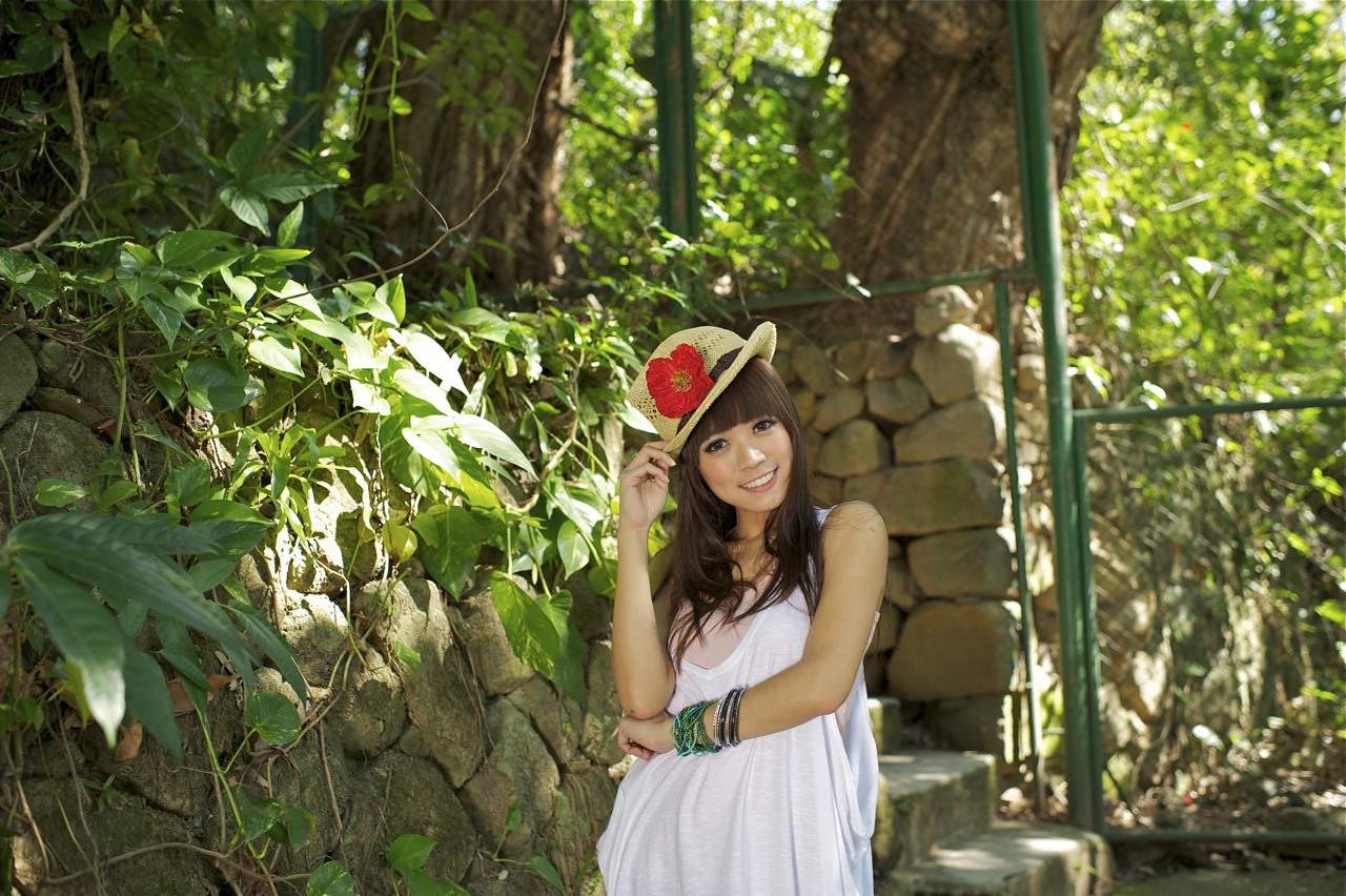 http://i.dcview.tw/gallery/201102/3b1a6247e8aa6f558bda93c7176bb292.jpg
