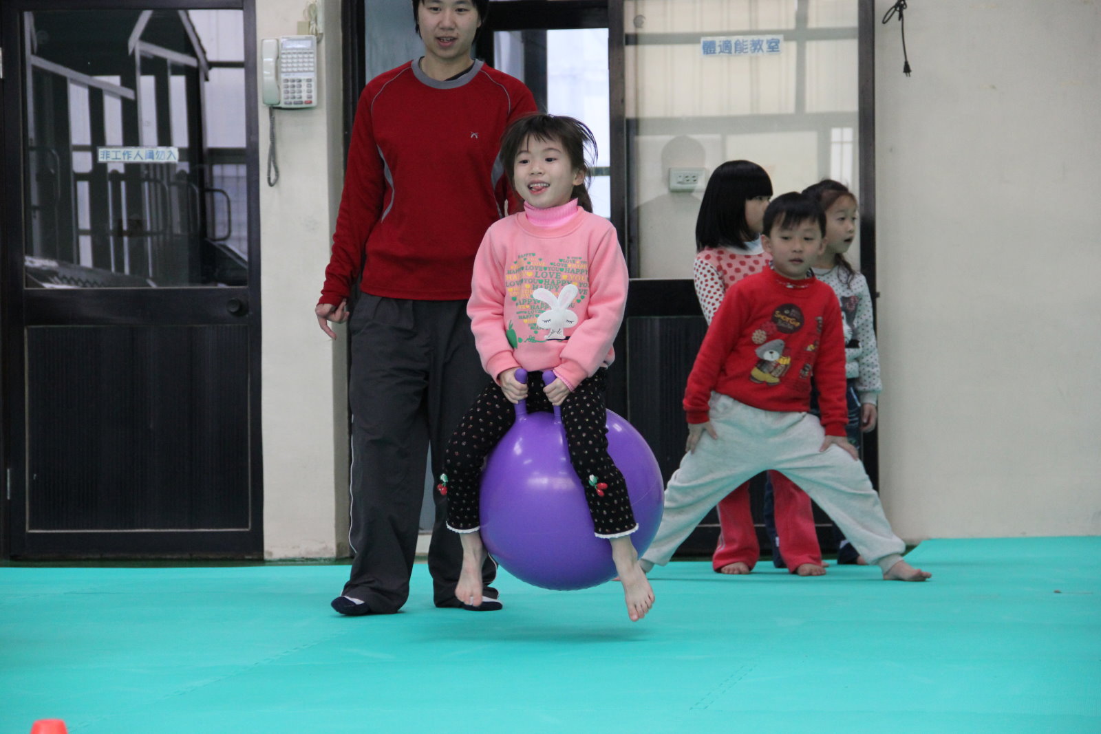 http://i.dcview.tw/gallery/201102/6004660e34579743b3dcb8969d941150.jpg