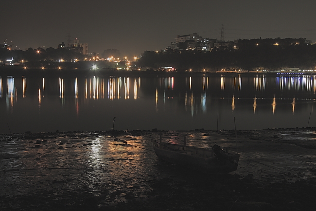 http://i.dcview.tw/gallery/201102/622eb159300f22c5707bd63281d1c5e0.jpg
