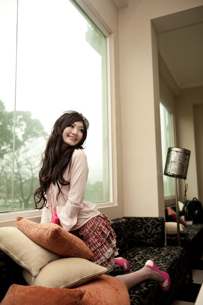 http://i.dcview.tw/gallery/201102/b59a00d69f92909ad21af88cd16dcc58.jpg