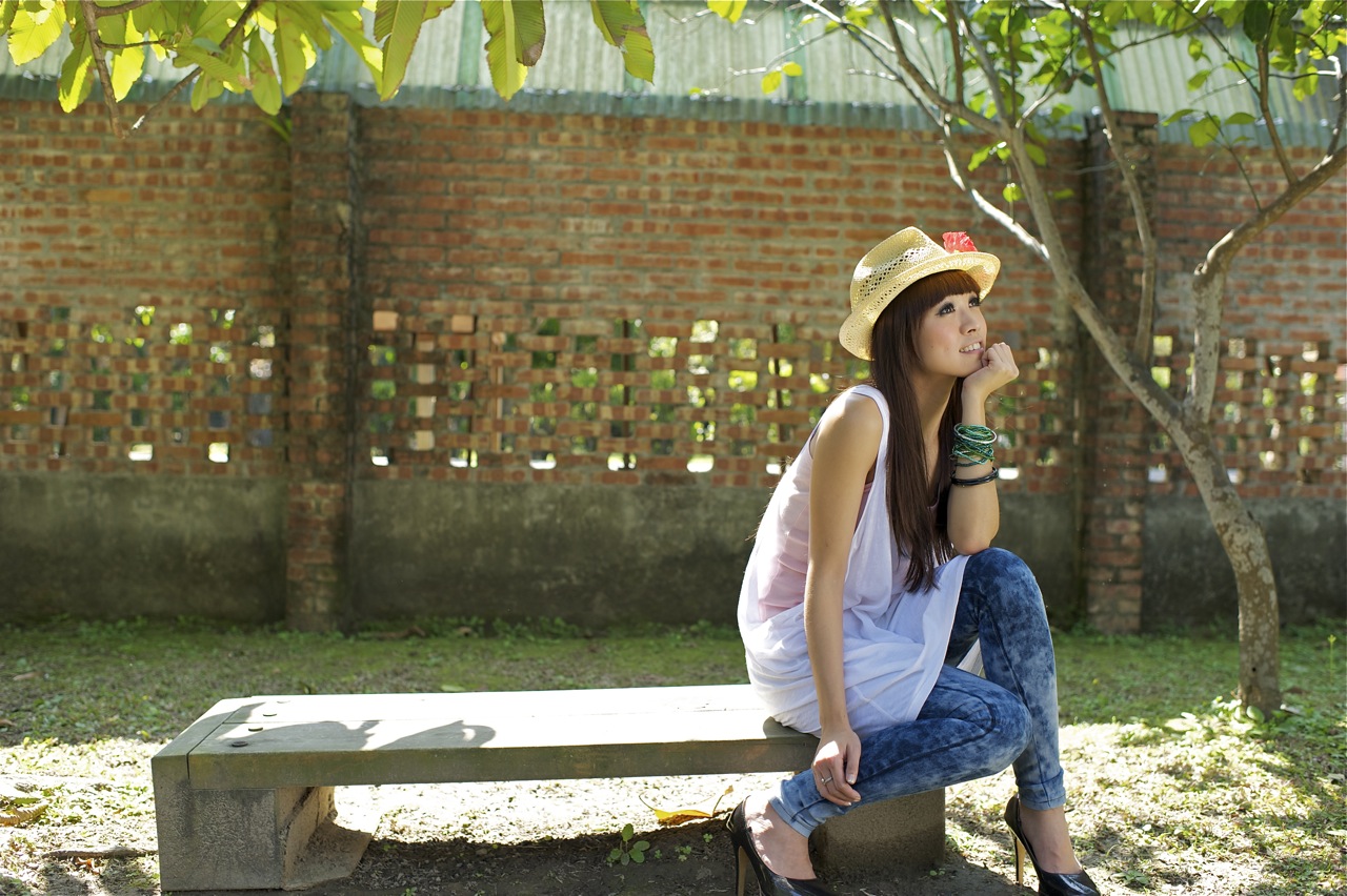 http://i.dcview.tw/gallery/201102/c9c940661b9c594b8c6a83d1e530b9be.jpg