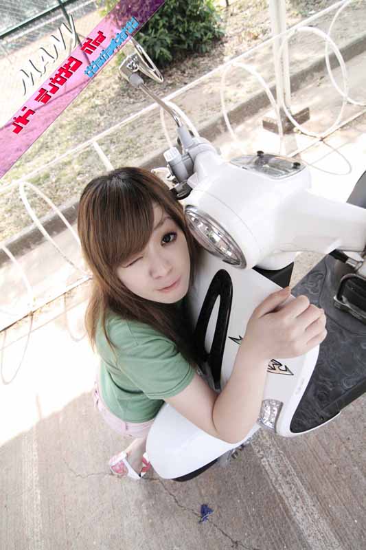 http://i.dcview.tw/gallery/201102/ceed04a3a733f455e26a030907b9798f.jpg