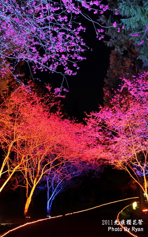 http://i.dcview.tw/gallery/201103/0ceacc0e37d98e7dff8b35ca57e1a368.jpg