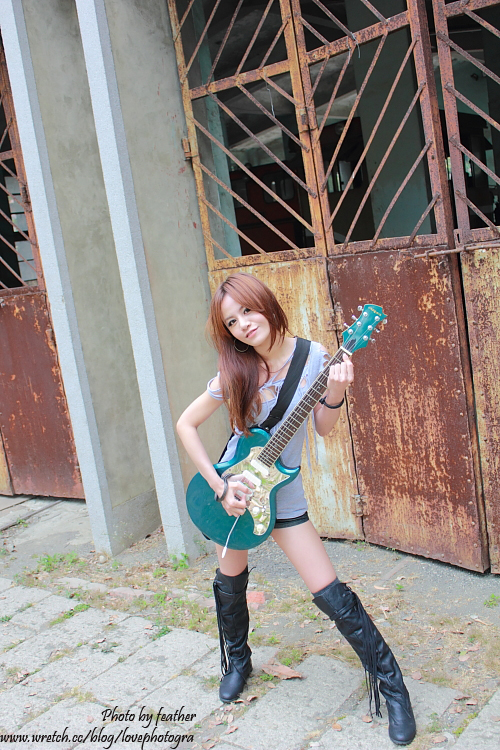 http://i.dcview.tw/gallery/201103/1f1b9a727cad49181027e1877738a59b.jpg