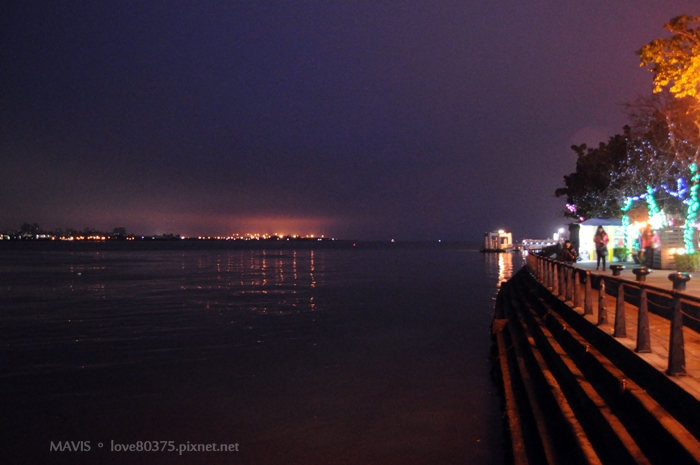 http://i.dcview.tw/gallery/201103/21a031cea29931992cf3f6d0b1e2395e.jpg