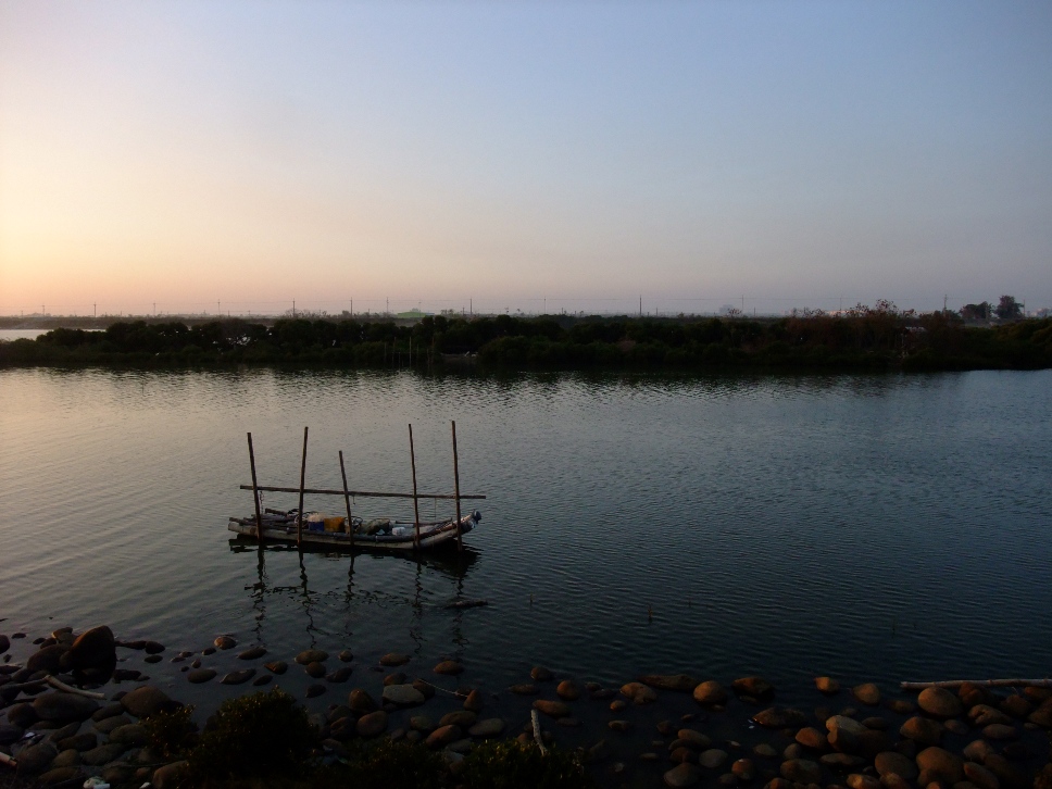 http://i.dcview.tw/gallery/201103/6d3b05d955adc9267d183ca3bba94bdb.jpg