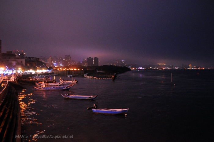 http://i.dcview.tw/gallery/201103/779bb34cca2a17aa4193247bf8d7f026.jpg