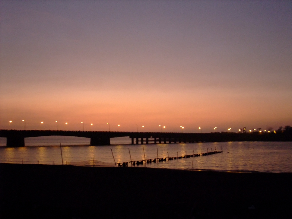 http://i.dcview.tw/gallery/201103/891f18e068aa7dde574423080e6f4ade.jpg