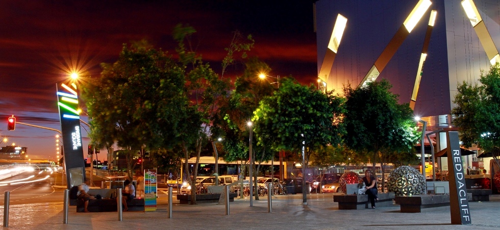 http://i.dcview.tw/gallery/201103/a2d205a49711ff9fa0ceb4acaba78bf8.jpg