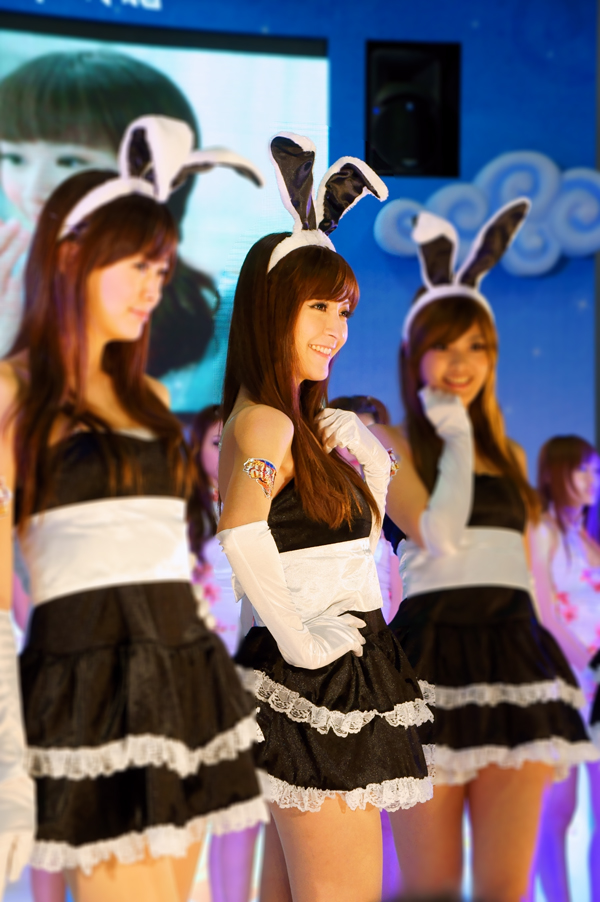 http://i.dcview.tw/gallery/201103/bd15e5efe20b1eb88ba738d914bb219a.jpg