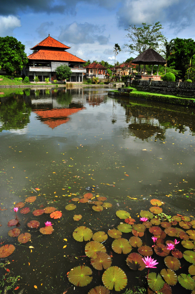 http://i.dcview.tw/gallery/201103/c888b6414556a52badf9fb50817d94fa.jpg
