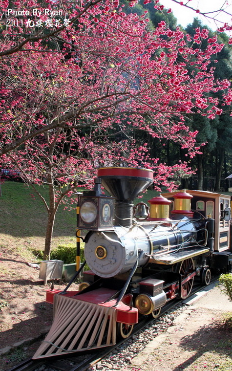 http://i.dcview.tw/gallery/201103/caea02874ec0c701b06359f4256b88cd.jpg