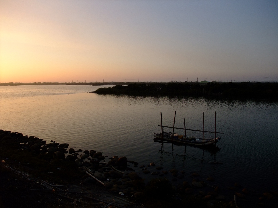 http://i.dcview.tw/gallery/201103/f0ae999cc9335363b0fef44b798d2ef1.jpg