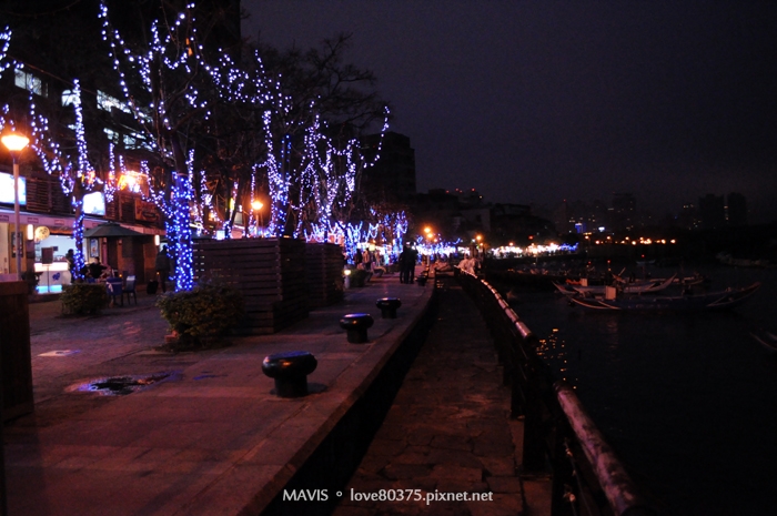 http://i.dcview.tw/gallery/201103/fe40f58f1adfe0bb0fbdbdc78969b812.jpg