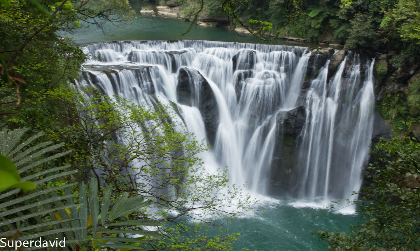 http://i.dcview.tw/gallery/201104/15f3dd5debecd3c6370aa9e8697b0566.jpg