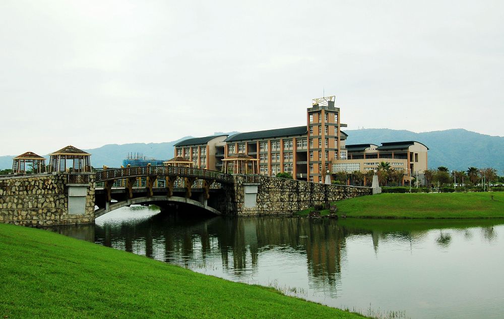 http://i.dcview.tw/gallery/201104/2ebf45b20b87f88f30345e188cb337ad.jpg