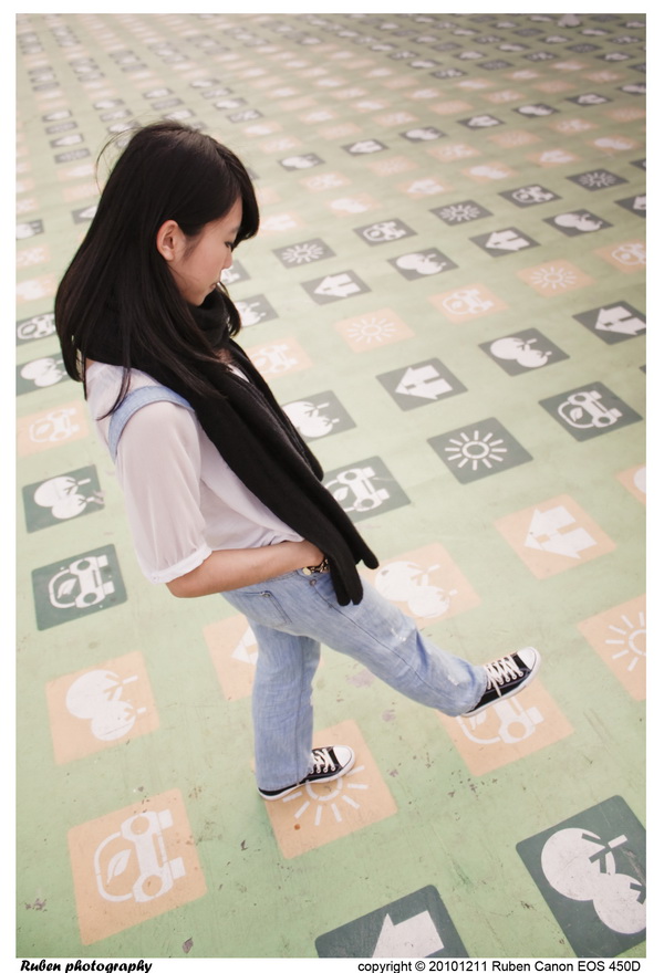 http://i.dcview.tw/gallery/201104/2f12de5c9b341658116b1ce4cfd54d1c.jpg