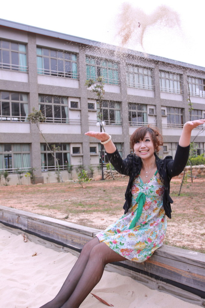 http://i.dcview.tw/gallery/201104/82c1fe6bf69ae6b43880df0953c8915c.jpg