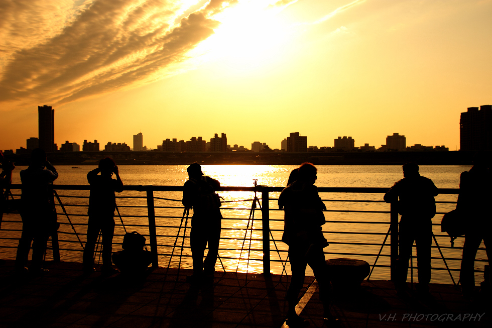 http://i.dcview.tw/gallery/201104/854ac2d0b5d5396a525a0954beee4518.jpg