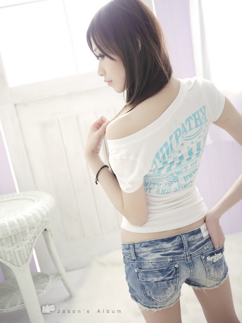 http://i.dcview.tw/gallery/201104/d1a5643d0a2d77026e951432f2765409.jpg