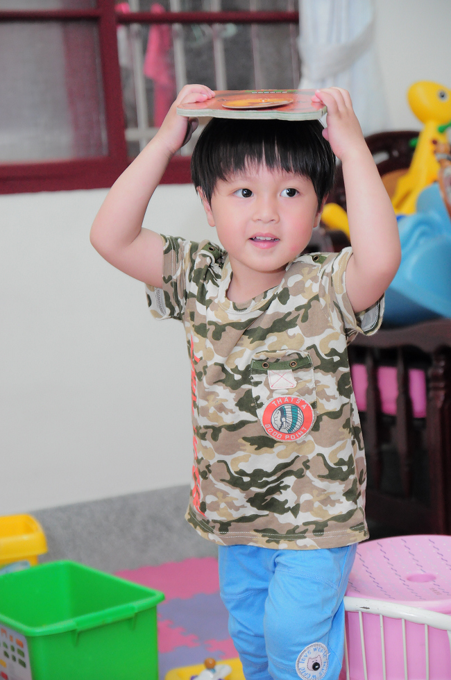 http://i.dcview.tw/gallery/201105/3f175451e4ad57326610b7fa32de07c1.jpg