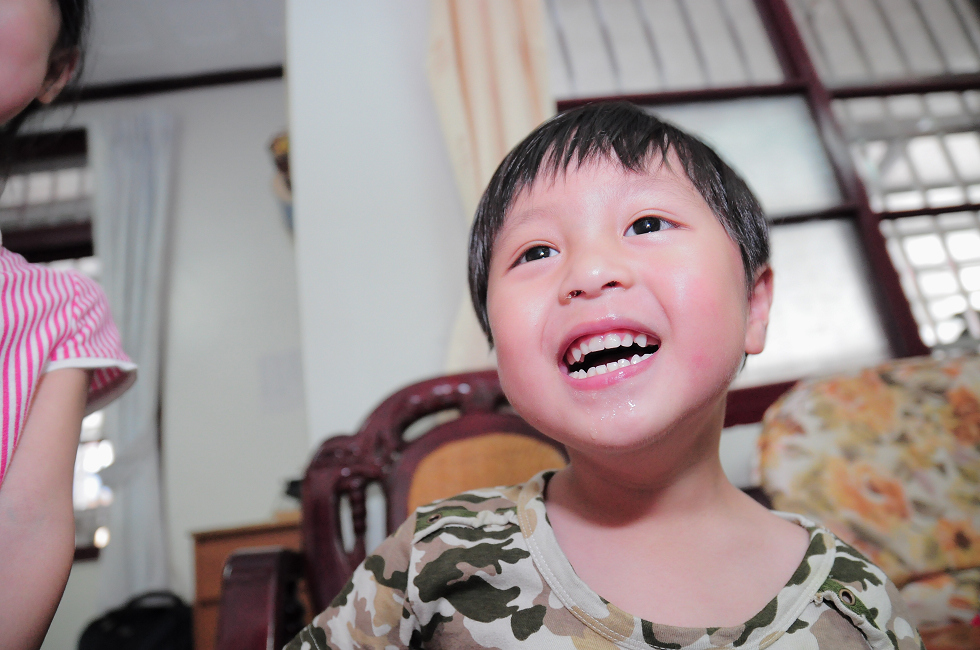 http://i.dcview.tw/gallery/201105/46cef38276b2f1fc63823b87f80ffde0.jpg