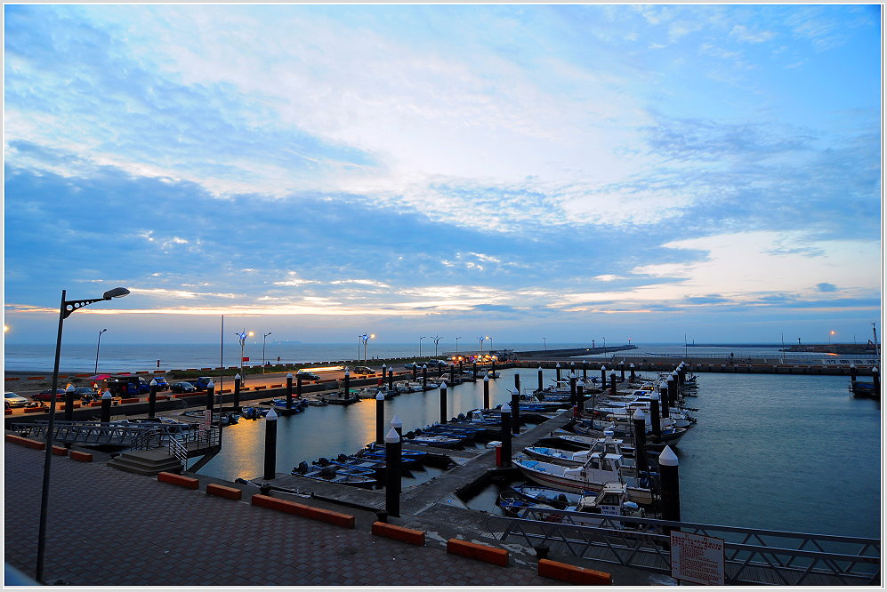 http://i.dcview.tw/gallery/201105/68201b386290cbd51627f3c7674232ff.jpg