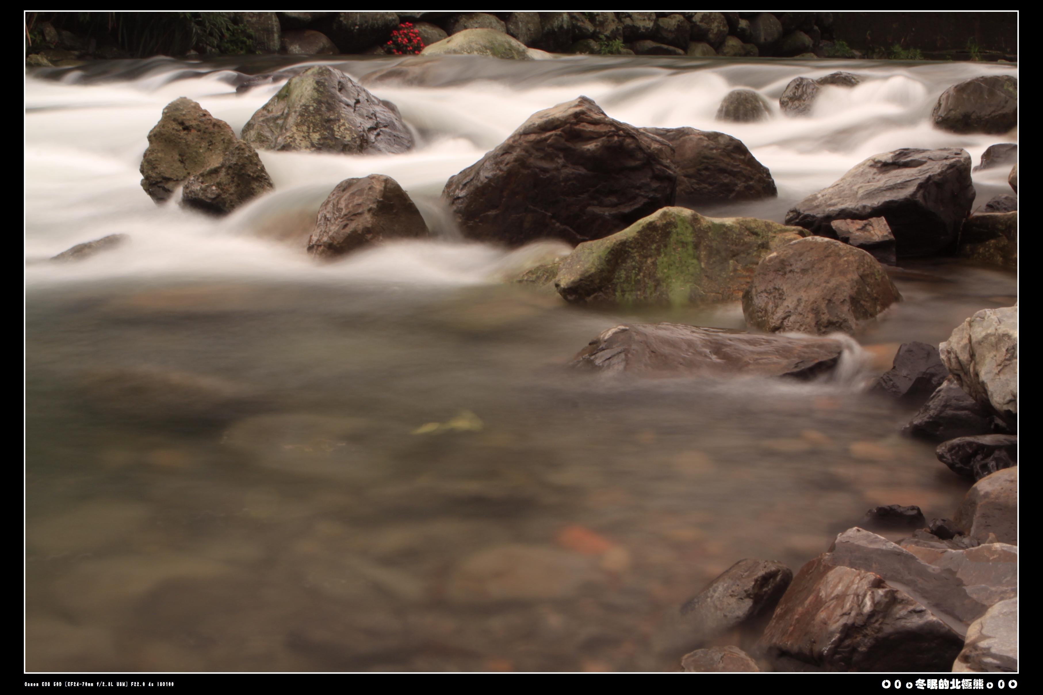http://i.dcview.tw/gallery/201105/9853a927aa21bdc7a400d92c731580ae.jpg