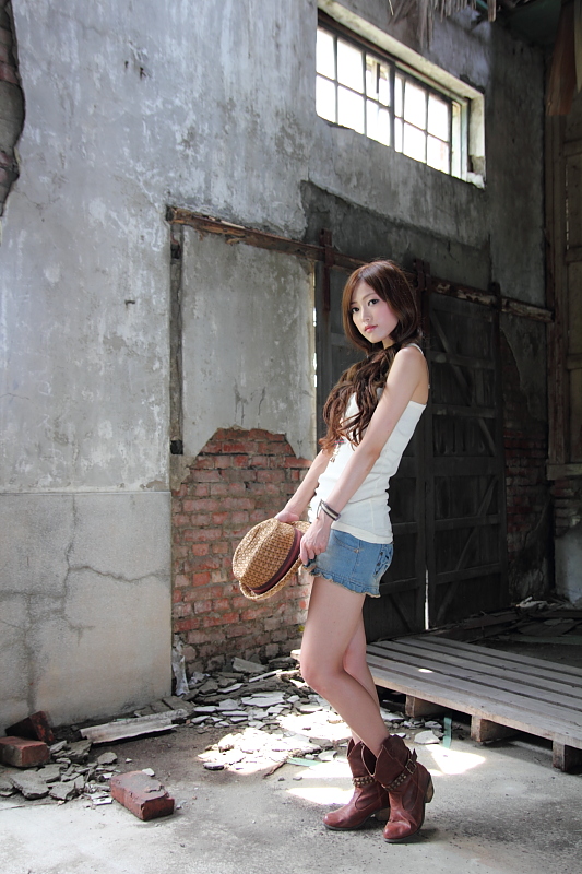 http://i.dcview.tw/gallery/201105/a2a03ff646fd7b1355ca89f2752c890c.jpg